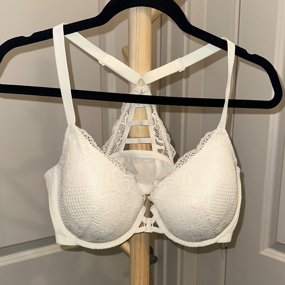 Auden White Lace Push-Up Bra with Strappy Back
